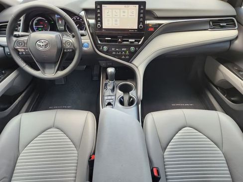 Used 2024 Toyota Camry SE w/ Audio Upgrade Package image 19