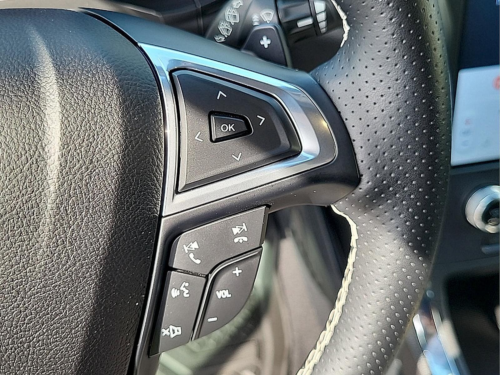 Used 2022 Ford Edge ST AWD/4WD image 18