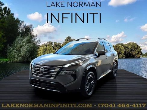 Used 2026 Nissan Rogue Platinum w/ Platinum Premium Package AWD/4WD image 1