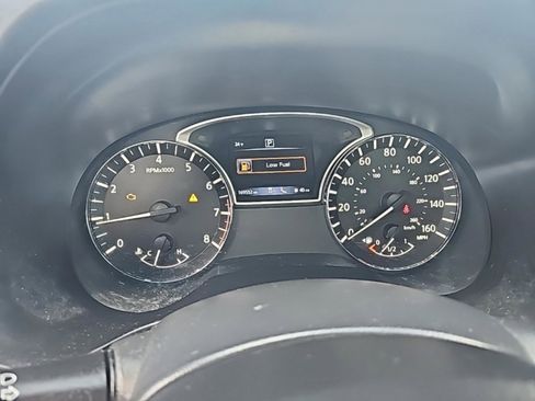 Used 2017 Nissan Pathfinder Platinum w/ Family Entertainment Package image 14