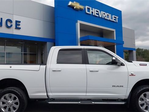 Used 2022 RAM 2500 Big Horn w/ Level A Equipment Group image 3