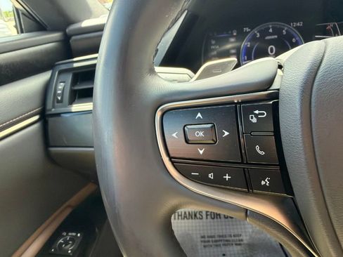 Used 2022 Lexus ES 350 w/ Premium Package FWD image 30