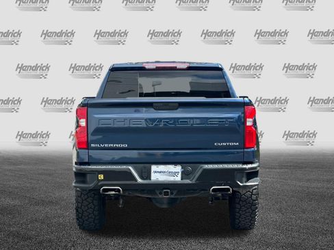 Used 2019 Chevrolet Silverado 1500 Custom Trail Boss w/ Custom Convenience Package AWD/4WD image 6