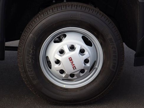 New 2026 GMC Sierra 3500 Pro w/ Convenience Package image 21