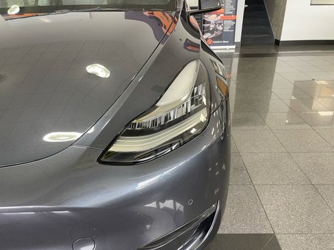 Used 2021 Tesla Model Y Long Range AWD/4WD image 10