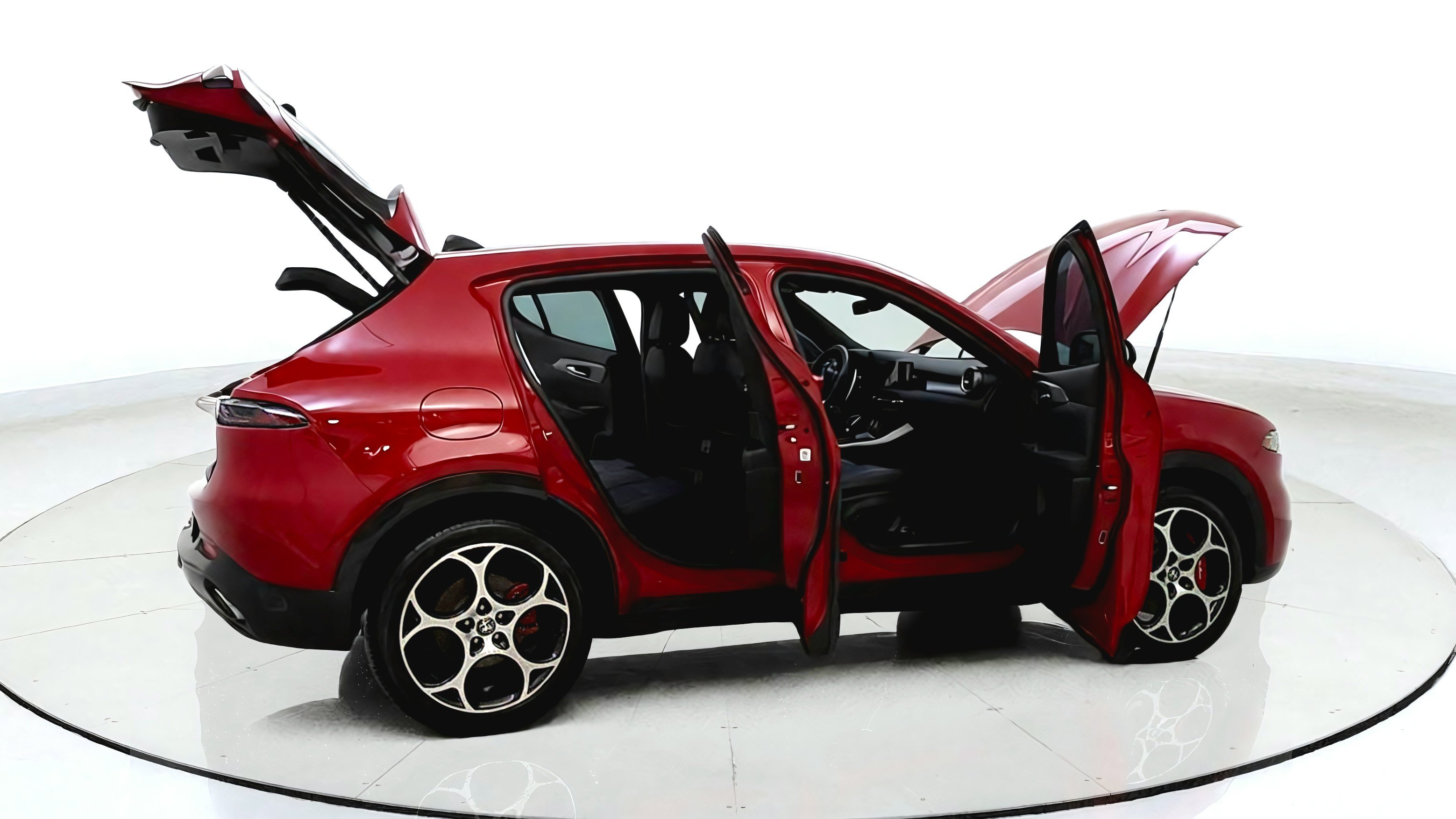 Used 2024 Alfa Romeo Tonale Veloce w/ Premium Interior Package AWD/4WD image 15