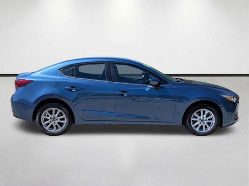 Used 2017 MAZDA MAZDA3 Sport w/ Preferred Equipment Package FWD image 3