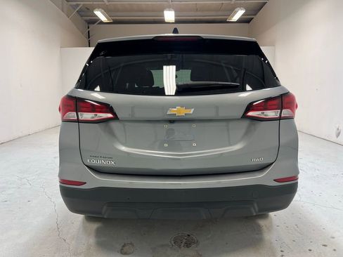 Used 2023 Chevrolet Equinox LS w/ LPO, Floor Liner Package AWD/4WD image 10