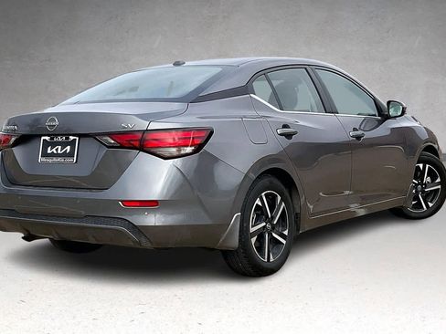 Used 2024 Nissan Sentra SV FWD image 22