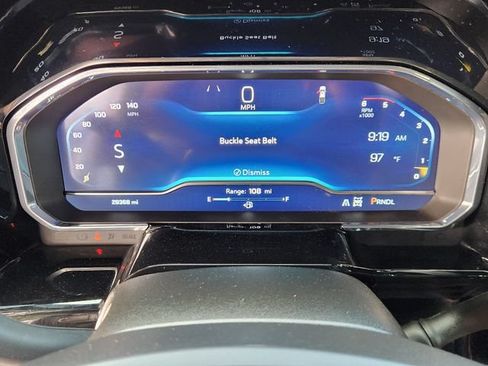 Used 2025 Chevrolet Silverado 2500 ZR2 w/ Technology Package AWD/4WD image 15