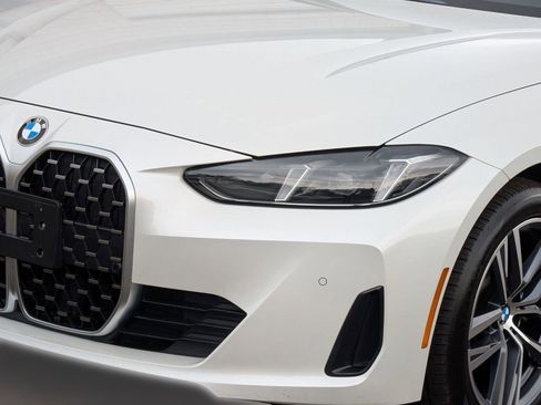 Certified 2025 BMW 430i xDrive w/ Premium Package image 11