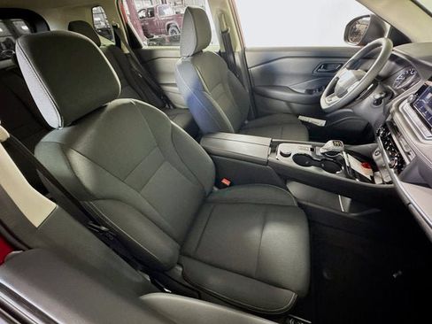 New 2026 Nissan Rogue S image 22