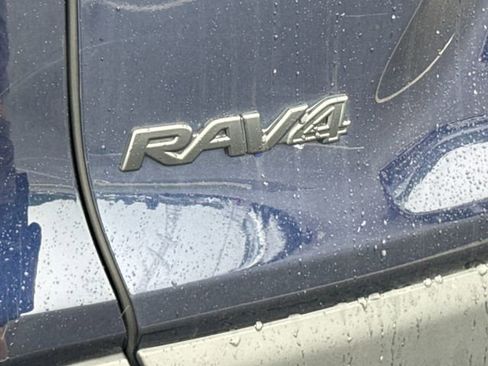 Certified 2025 Toyota RAV4 XLE w/ Convenience Package AWD/4WD image 17