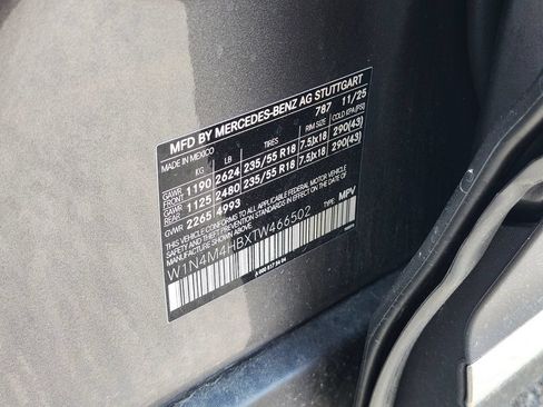 Used 2026 Mercedes-Benz GLB 250 4MATIC image 34