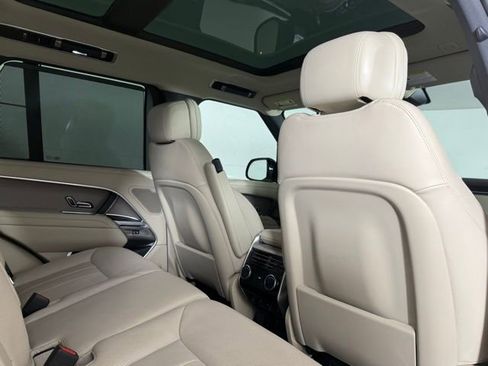 Used 2024 Land Rover Range Rover SE AWD/4WD image 30