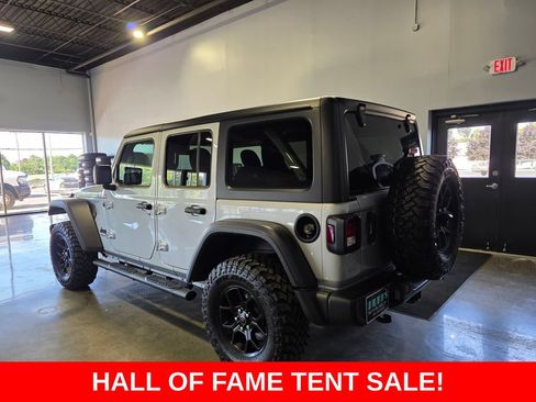 Used 2024 Jeep Wrangler Unlimited Sport AWD/4WD image 6