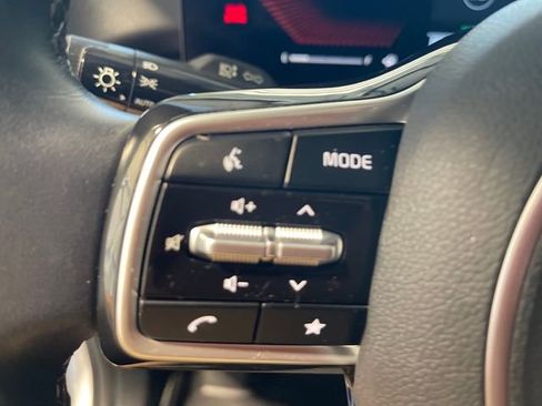 Used 2025 Kia Sorento S w/ Panoramic Sunroof Package FWD image 7