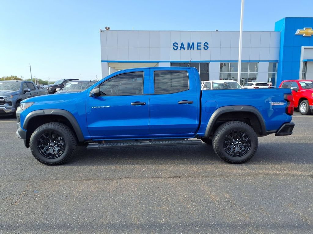 Used 2023 Chevrolet Colorado Trail Boss w/ Advanced Trailering Package AWD/4WD image 4