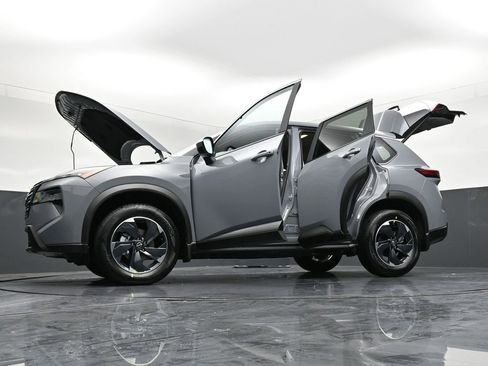 New 2026 Nissan Rogue SV w/ Cold Weather Package image 39