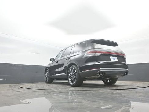 Used 2025 Lincoln Aviator Reserve w/ Equipment Group 201A AWD/4WD image 39