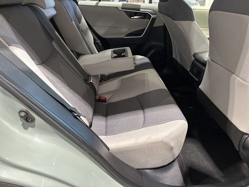 Used 2019 Toyota RAV4 XLE w/ Convenience Package AWD/4WD image 19