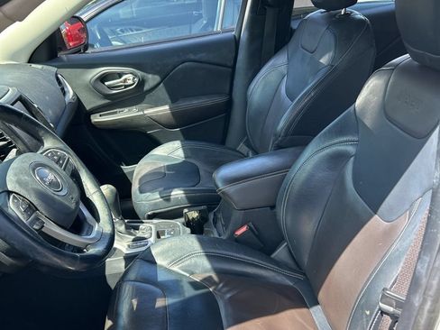Used 2015 Jeep Cherokee Limited AWD/4WD image 6