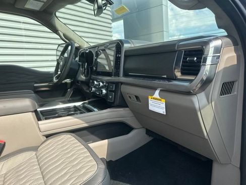 New 2026 Ford F250 Platinum w/ Platinum Plus Package AWD/4WD image 34