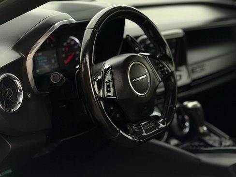 Used 2017 Chevrolet Camaro LT w/ RS Package image 11