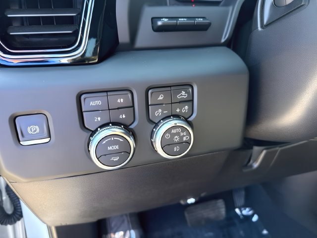 Used 2025 GMC Sierra 2500 AT4X w/ Snow Plow Prep/Camper Package AWD/4WD image 16