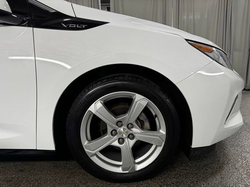 Used 2019 Chevrolet Volt LT w/ Comfort Package image 25