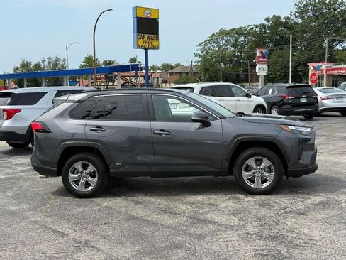 Used 2023 Toyota RAV4 LE AWD/4WD image 5