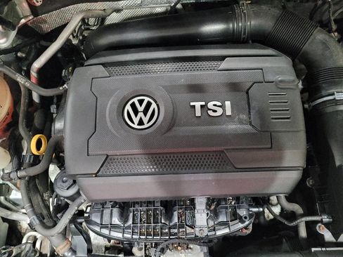 Used 2017 Volkswagen Passat 1.8T S FWD image 30