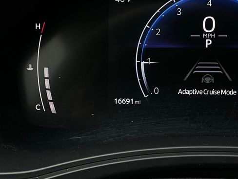 Used 2025 Toyota Grand Highlander FWD image 40