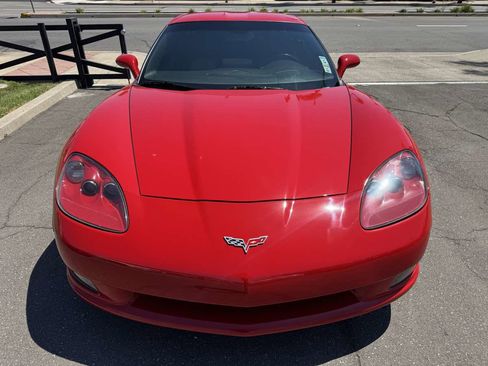 Used 2007 Chevrolet Corvette Coupe w/ Preferred Equipment Group image 11