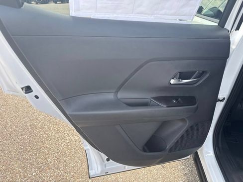 New 2026 Nissan Kicks SV w/ SV Premium Package AWD/4WD image 30