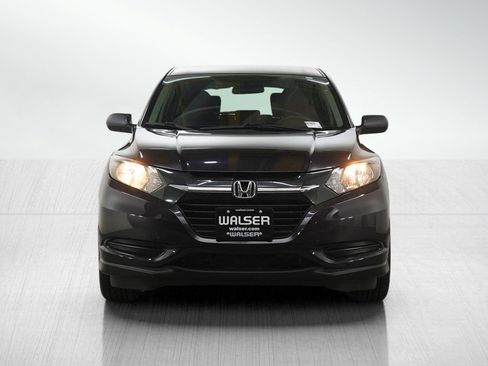 Used 2016 Honda HR-V LX image 8