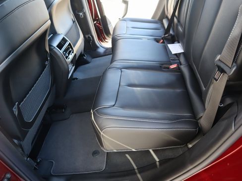 New 2025 Jeep Grand Cherokee Limited image 13