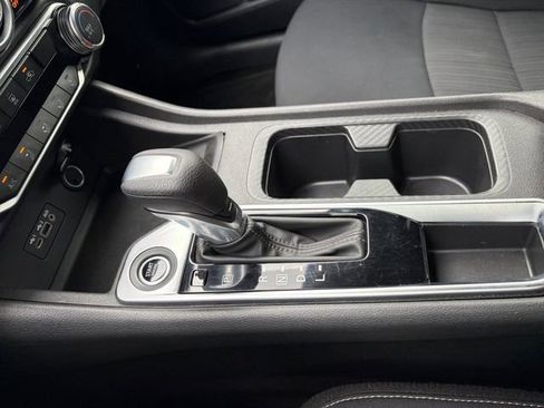 Used 2022 Nissan Sentra SV image 12