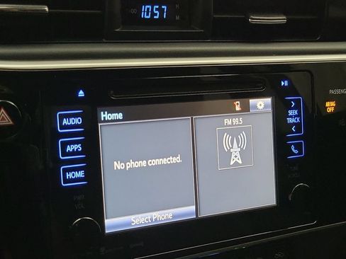 Used 2017 Toyota Corolla XLE FWD image 15
