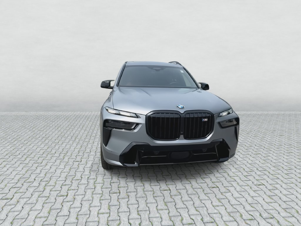 Used 2027 BMW X7 M60i AWD/4WD image 3