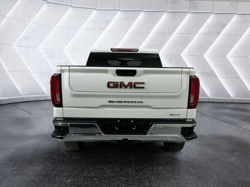 Used 2025 GMC Sierra 1500 SLT image 5