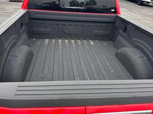 Used 2016 Ford F150 Lariat w/ Equipment Group 502A Luxury AWD/4WD image 7