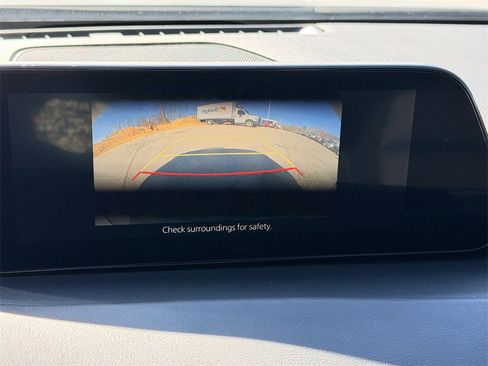 Certified 2025 MAZDA MAZDA3 s Sport image 29