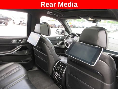 Used 2019 BMW X7 xDrive50i w/ Dynamic Handling Package AWD/4WD image 19