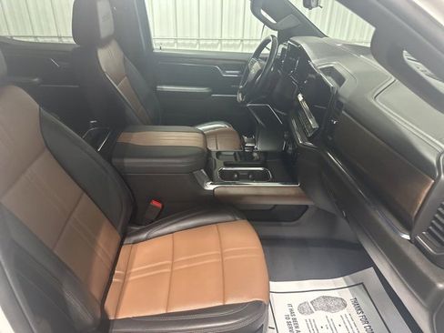 Used 2024 Chevrolet Silverado 1500 High Country w/ High Country Premium Package image 14