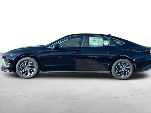 New 2026 Hyundai Sonata Blue FWD image 3