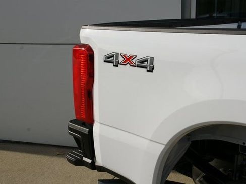 New 2026 Ford F250 XL w/ F-250 >10K GVWR Package image 12