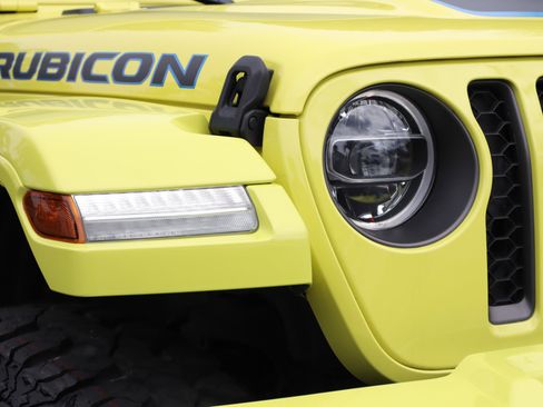 Used 2022 Jeep Wrangler Unlimited Rubicon 4xe w/ Cold Weather Group image 18