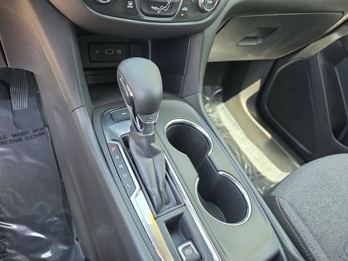 Used 2023 Chevrolet Equinox LT AWD/4WD image 27