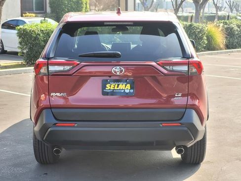 Used 2024 Toyota RAV4 LE image 6